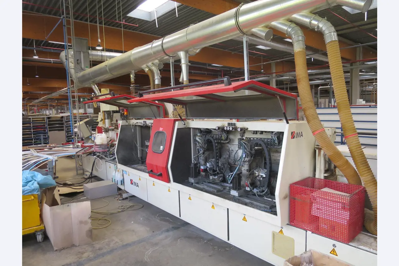 Máquinas para trabalhar madeira para a produção de móveis de cozinha-79