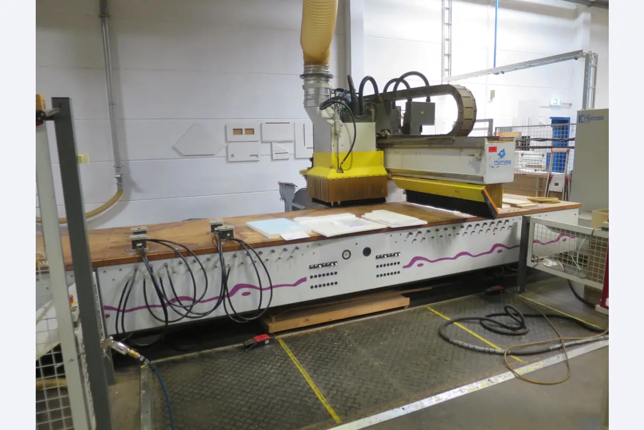 Máquinas para trabalhar madeira para a produção de móveis de cozinha-85