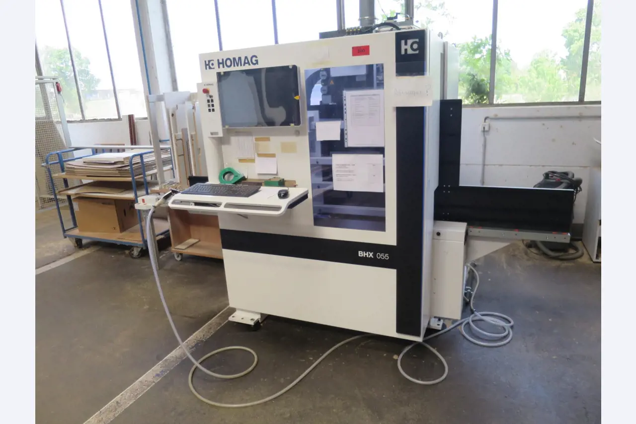 Máquinas para trabalhar madeira para a produção de móveis de cozinha-89