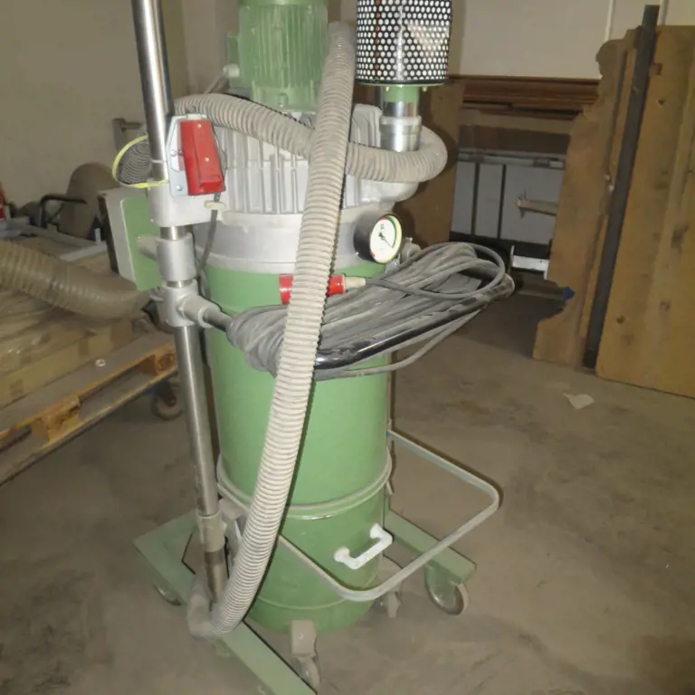Aspiradora industrial Ribo VS3B1159