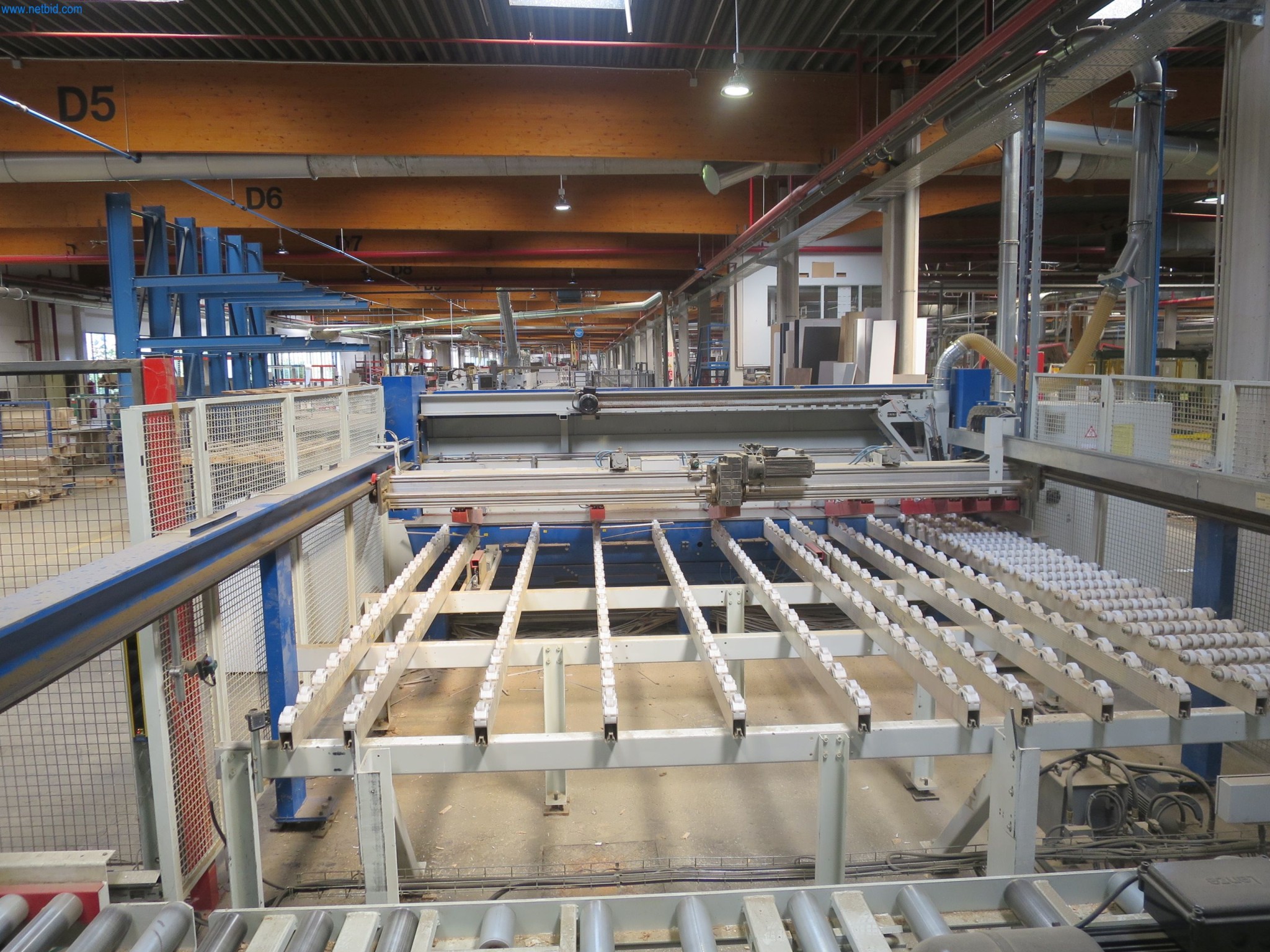 Maszyny do obróbki drewna do produkcji mebli kuchennych-4