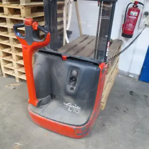 Empilhador elétrico para peões Linde L10