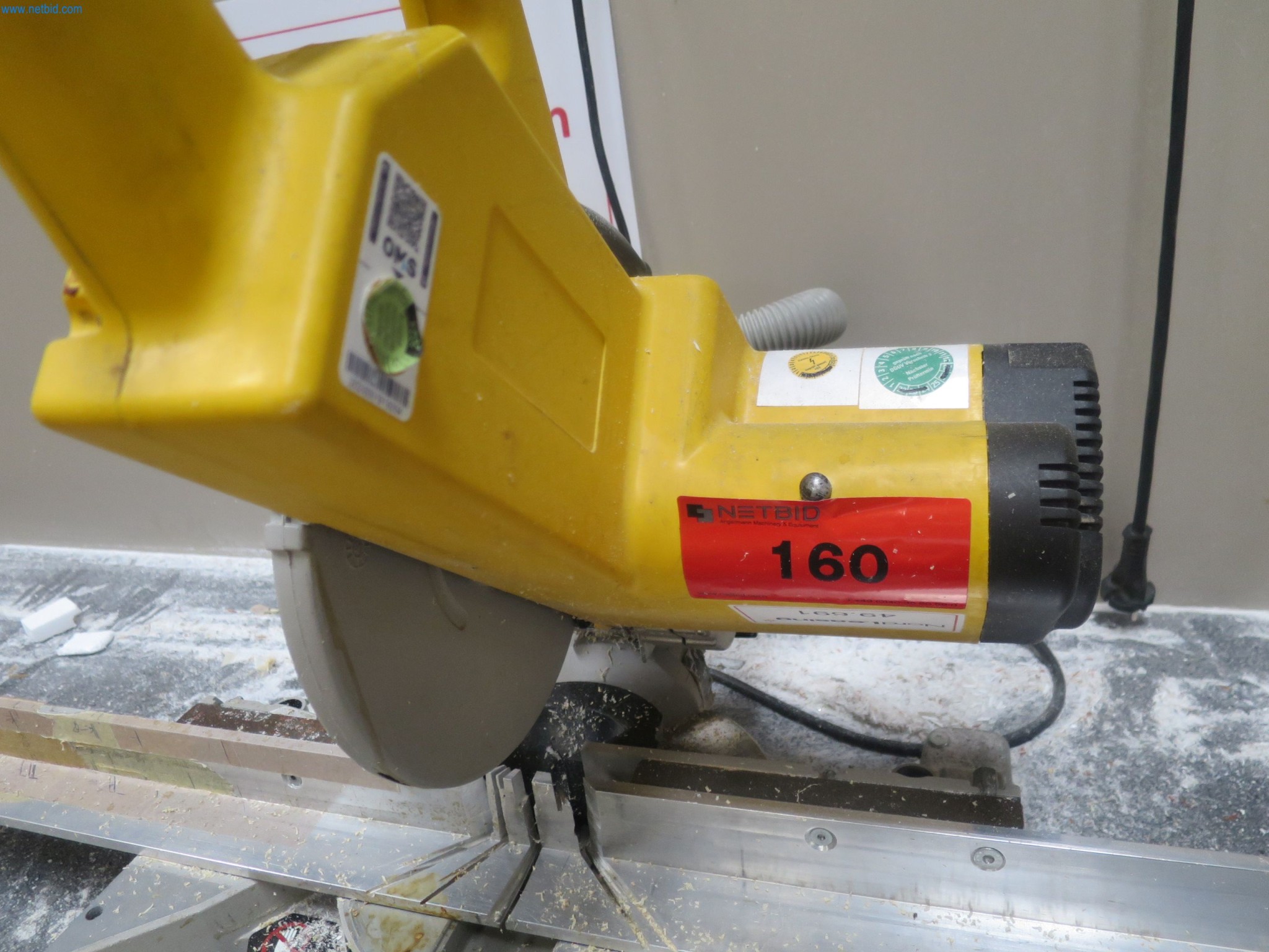 Holzbearbeitungsmaschinen zur Herstellung von Küchenmöbeln-1