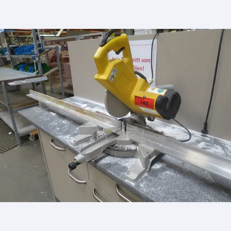 Holzbearbeitungsmaschinen zur Herstellung von Küchenmöbeln-2