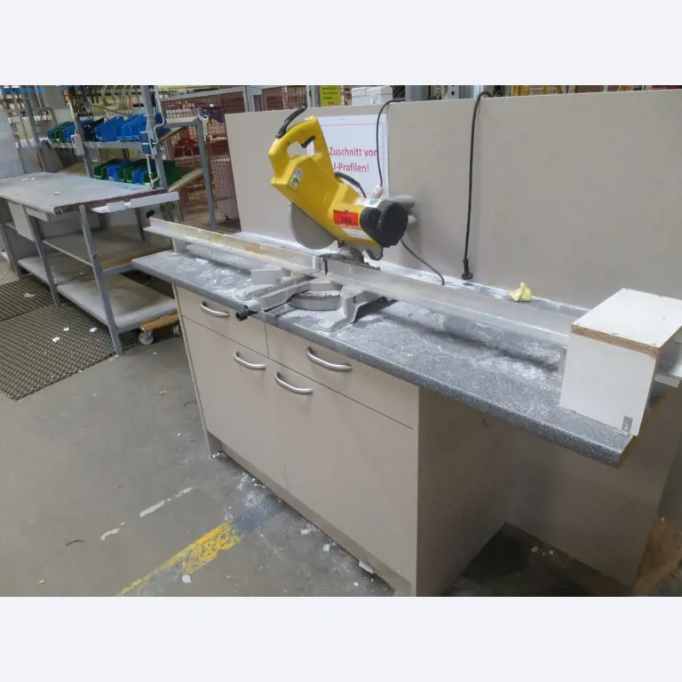 Holzbearbeitungsmaschinen zur Herstellung von Küchenmöbeln-3