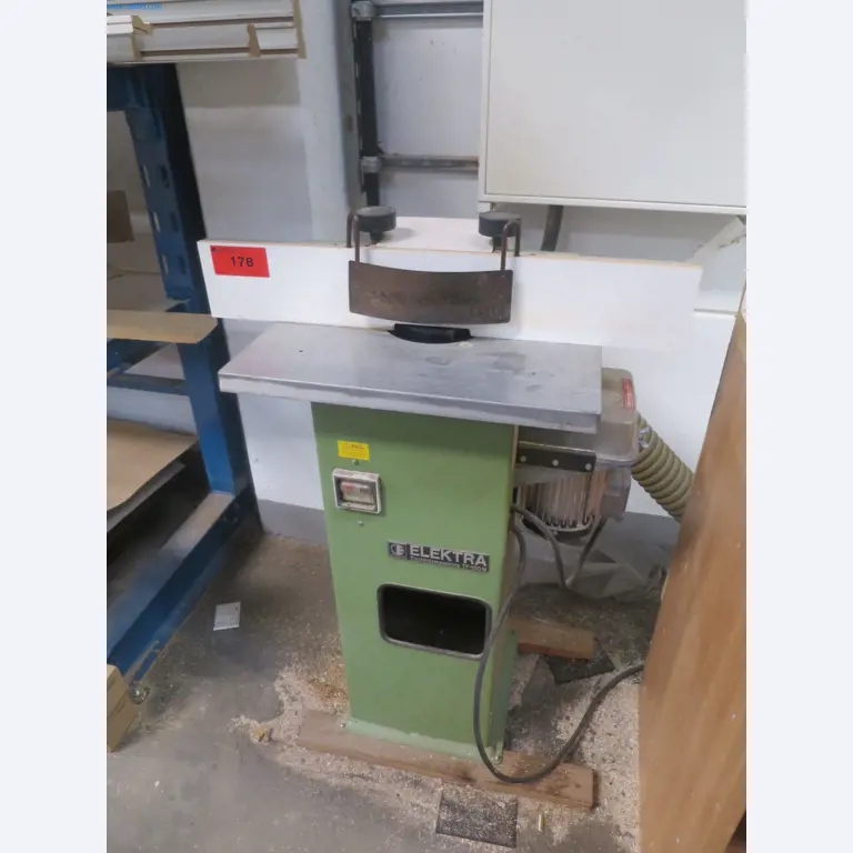 Holzbearbeitungsmaschinen zur Herstellung von Küchenmöbeln-1