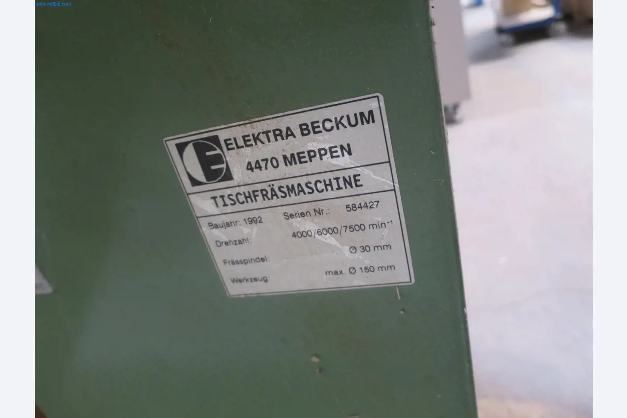 Holzbearbeitungsmaschinen zur Herstellung von Küchenmöbeln-3