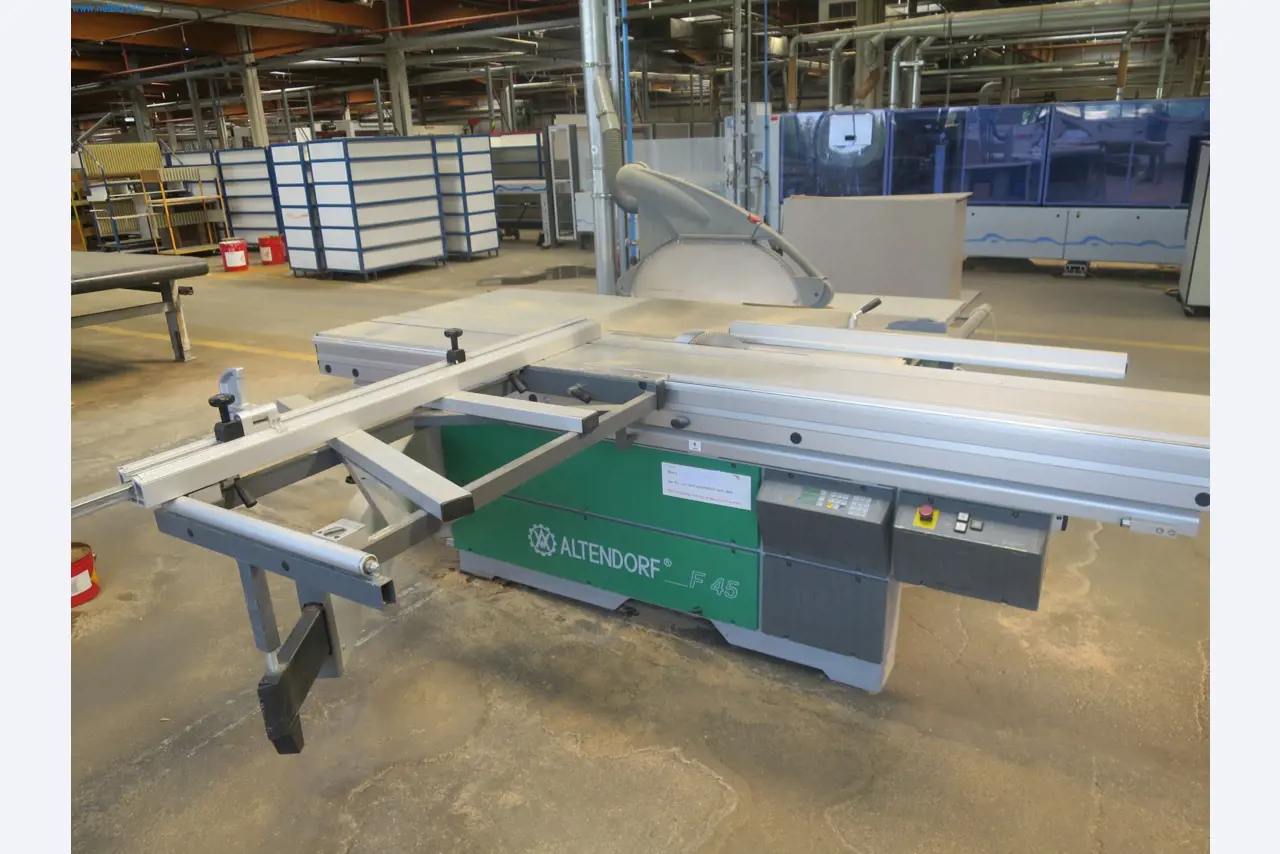 Maszyny do obróbki drewna do produkcji mebli kuchennych-2