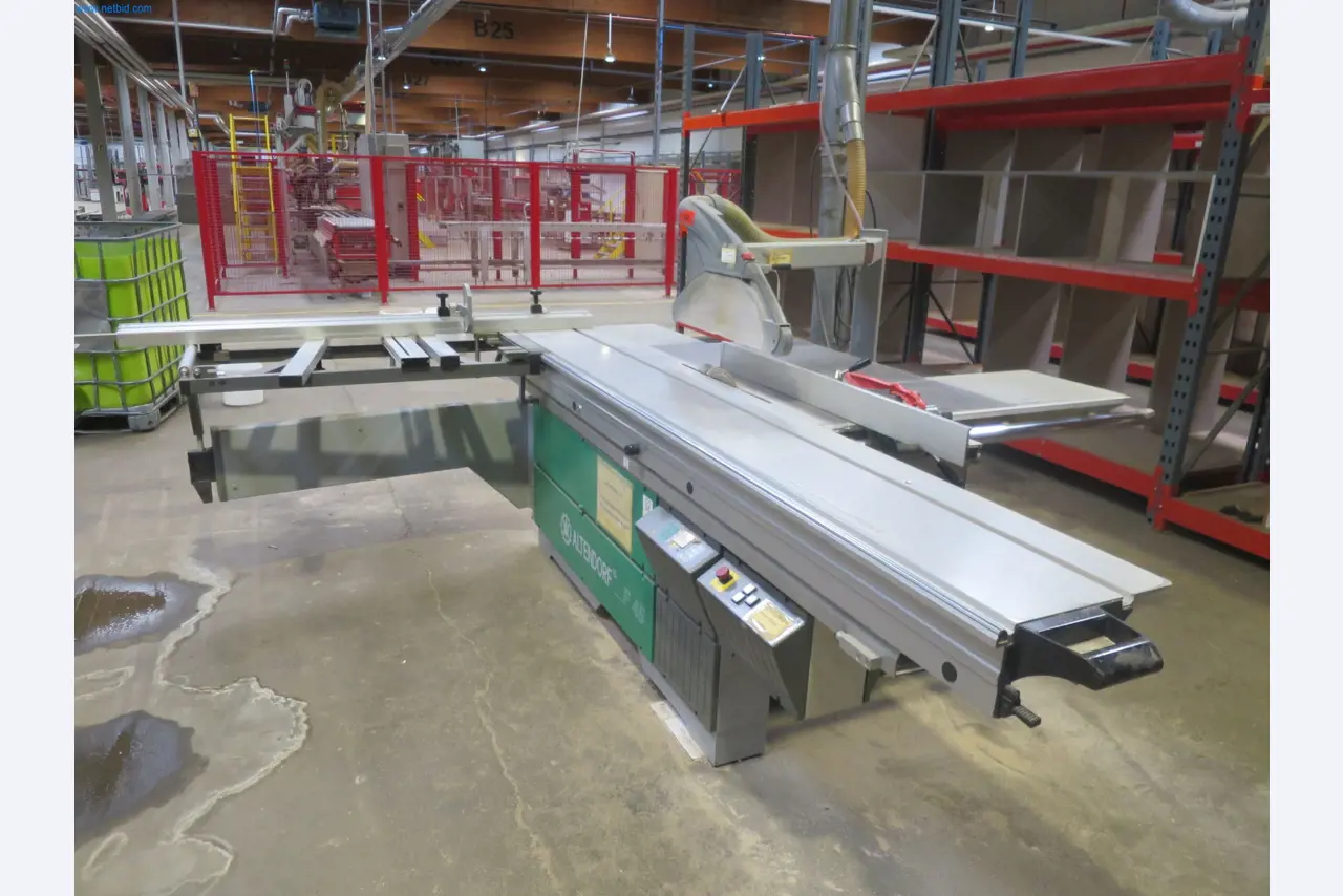 Maszyny do obróbki drewna do produkcji mebli kuchennych-1