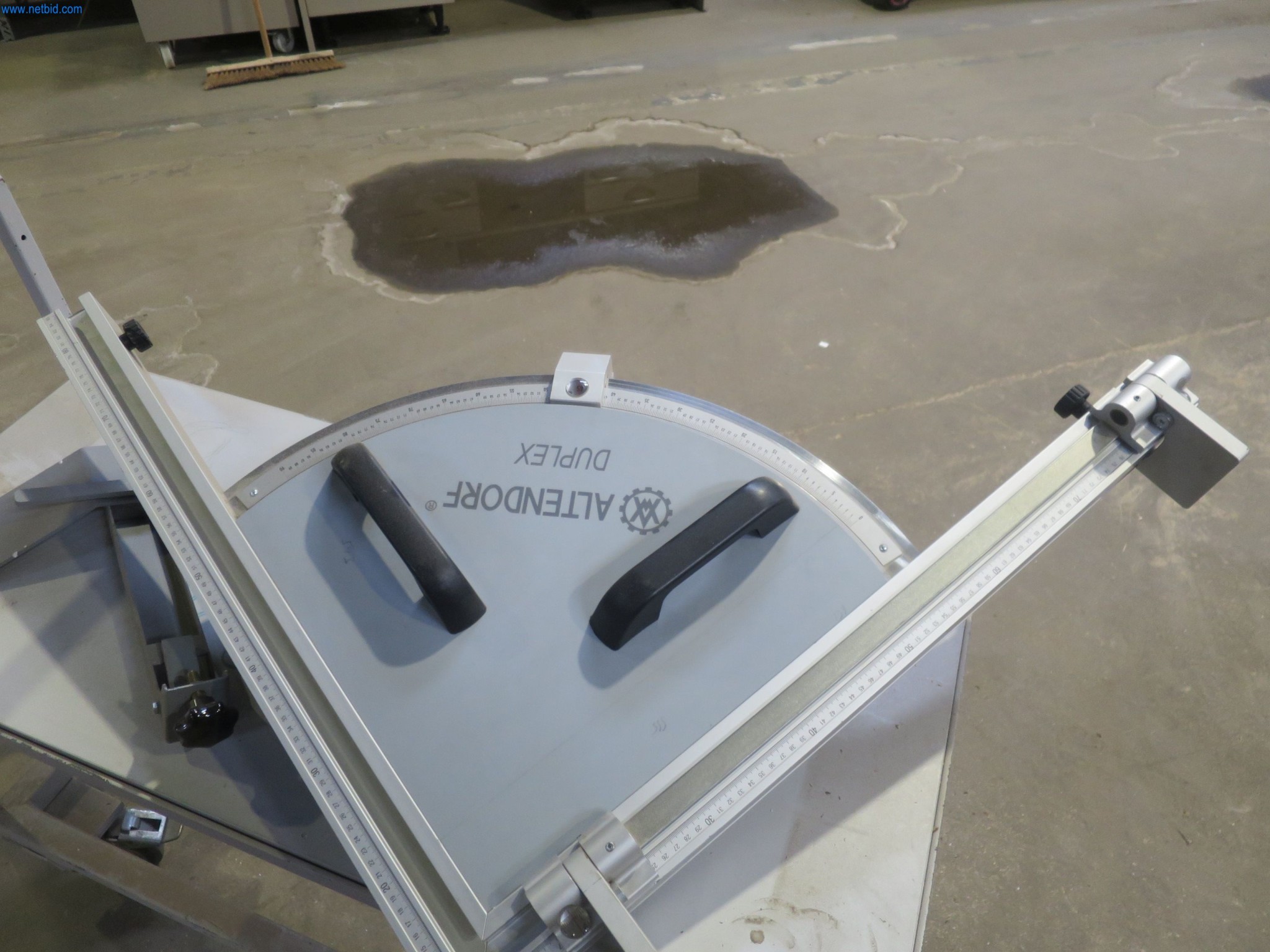 Maszyny do obróbki drewna do produkcji mebli kuchennych-5