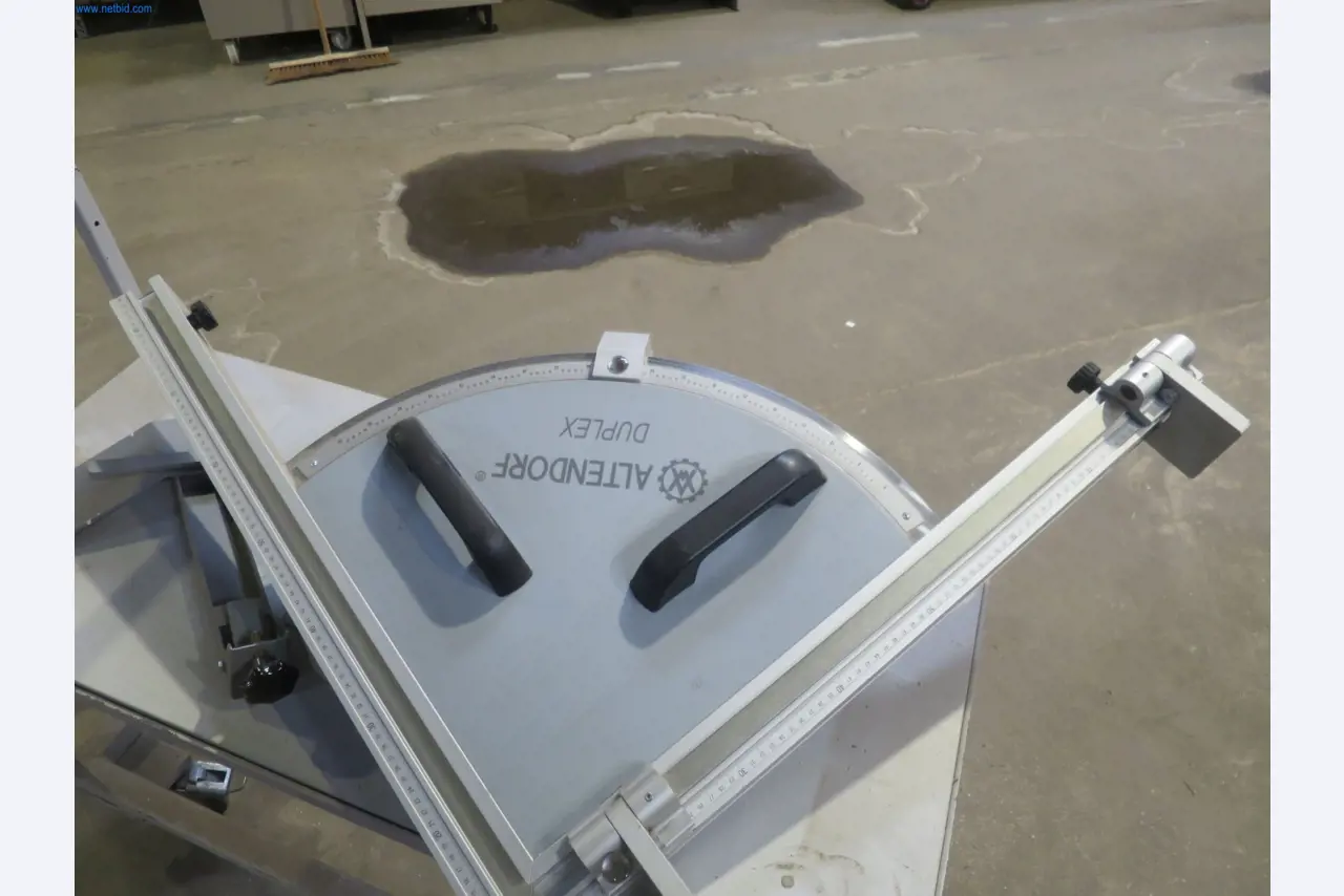 Maszyny do obróbki drewna do produkcji mebli kuchennych-5