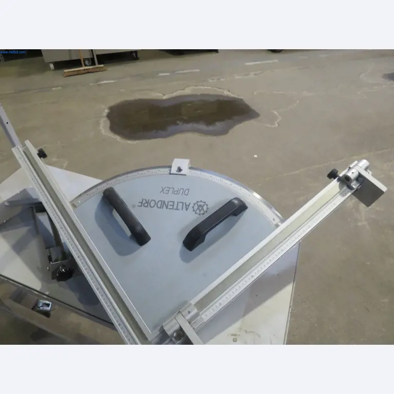 Maszyny do obróbki drewna do produkcji mebli kuchennych-5