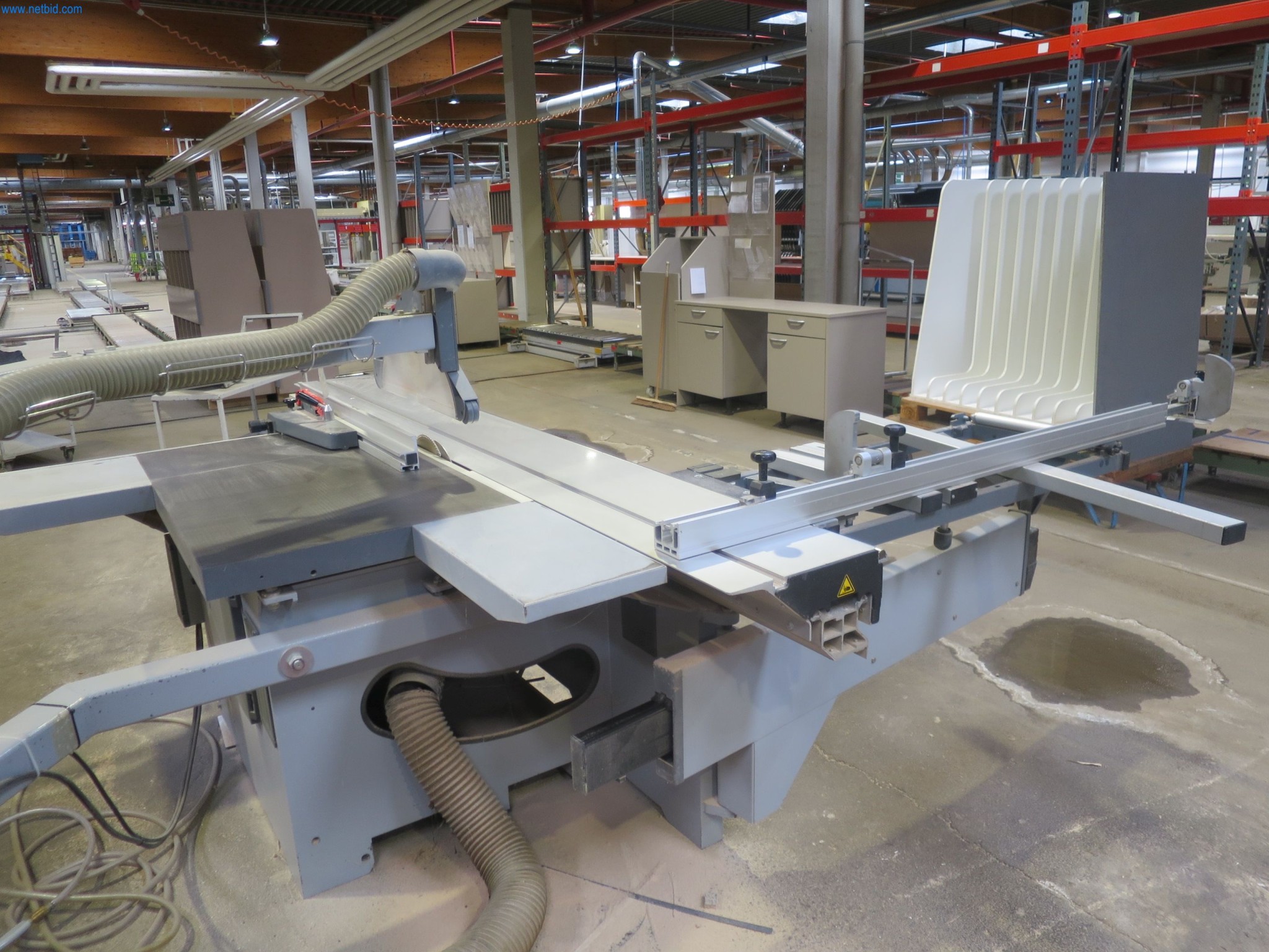 Maszyny do obróbki drewna do produkcji mebli kuchennych-8