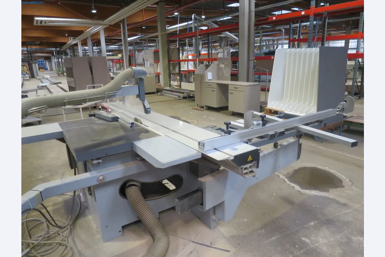 Maszyny do obróbki drewna do produkcji mebli kuchennych-8