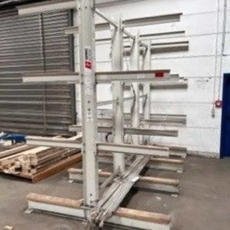 Estante cantilever Gemac