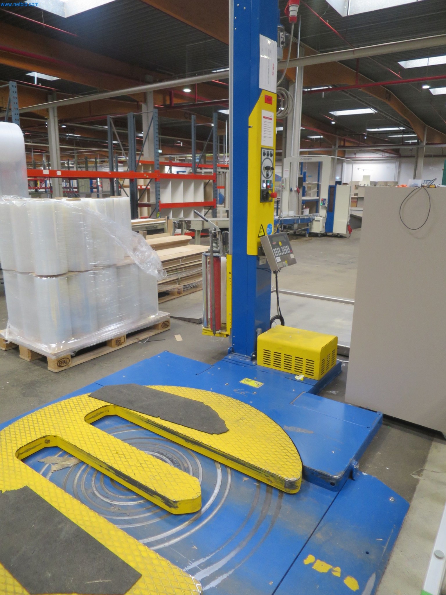 Maszyny do obróbki drewna do produkcji mebli kuchennych-1