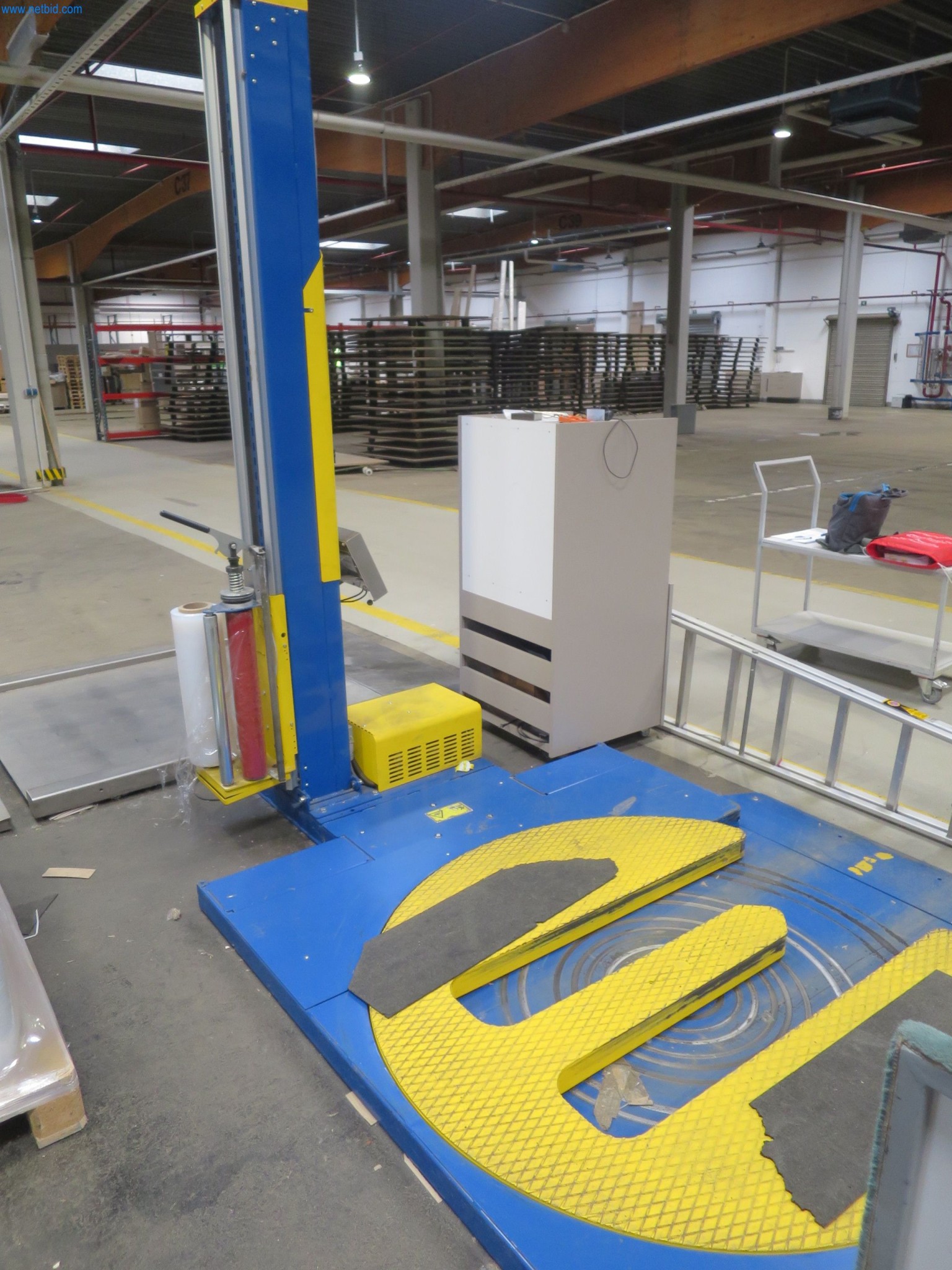 Maszyny do obróbki drewna do produkcji mebli kuchennych-2