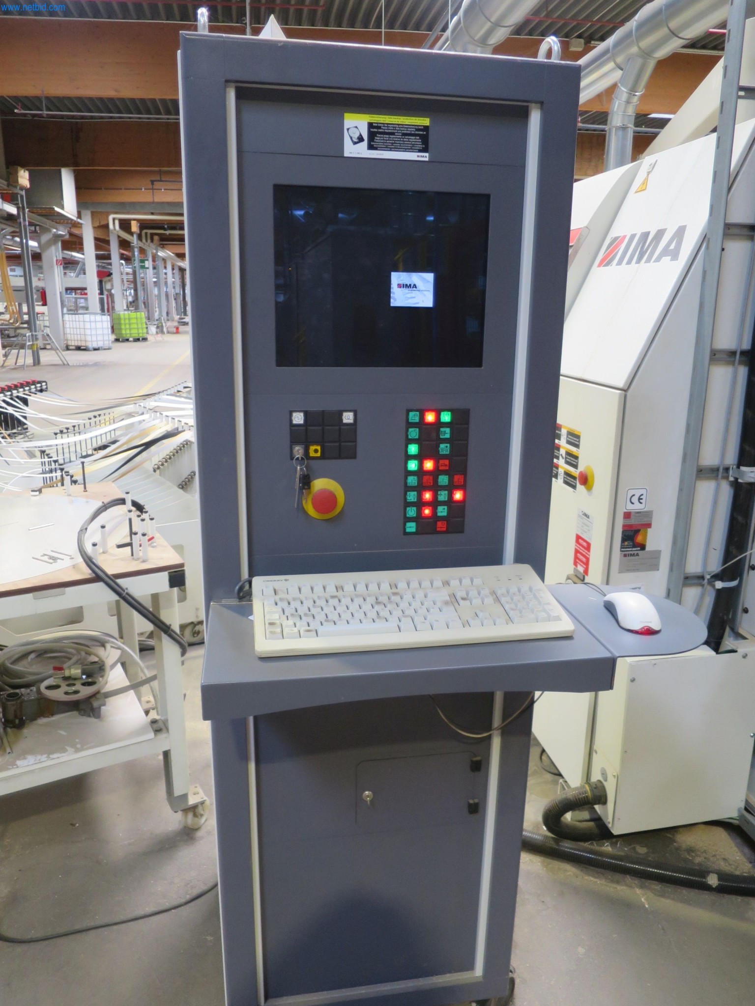 Maszyny do obróbki drewna do produkcji mebli kuchennych-11