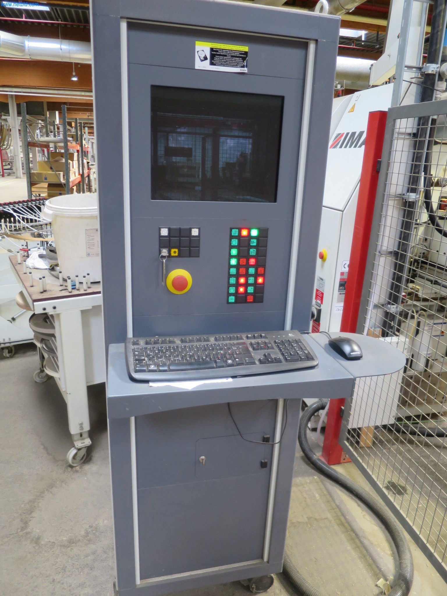 Maszyny do obróbki drewna do produkcji mebli kuchennych-7