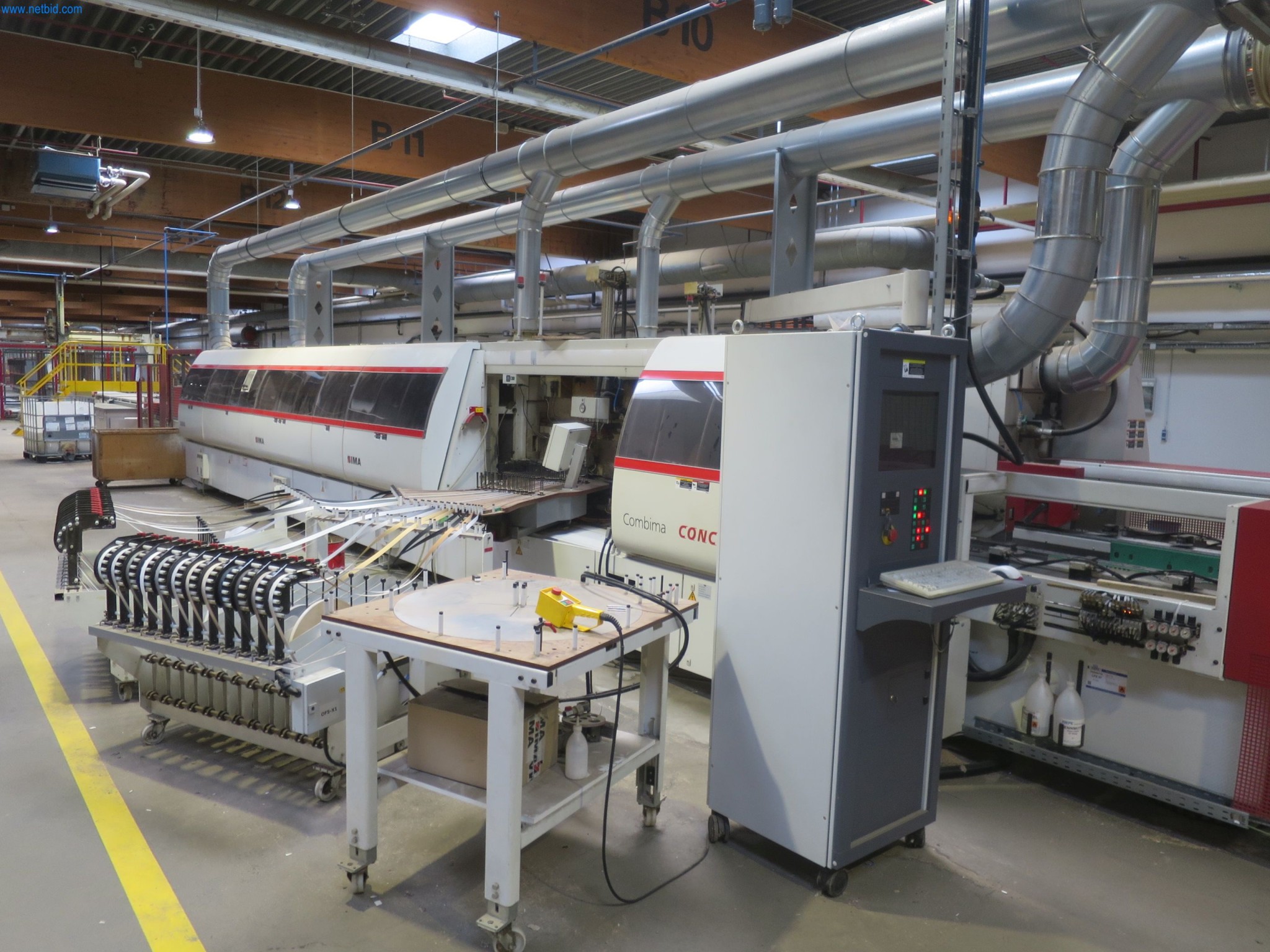 Maszyny do obróbki drewna do produkcji mebli kuchennych-9