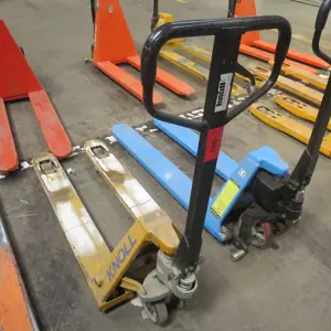 Porta-paletes manual Knoll RJ2500