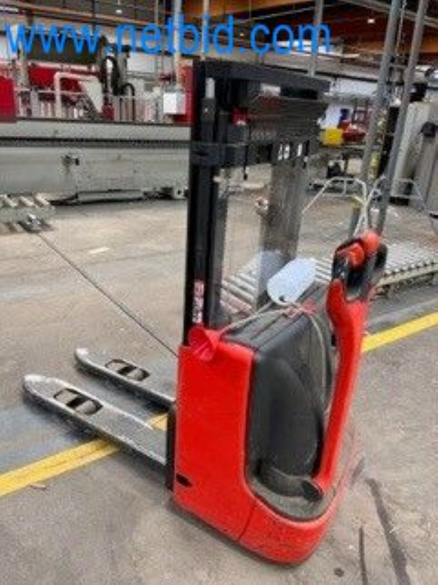 Maszyny do obróbki drewna do produkcji mebli kuchennych-3