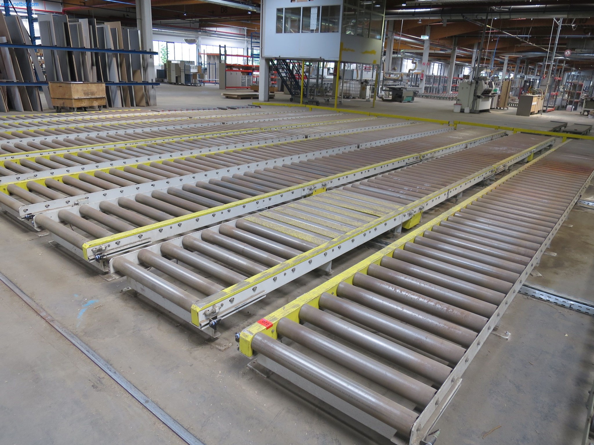 Maszyny do obróbki drewna do produkcji mebli kuchennych-1