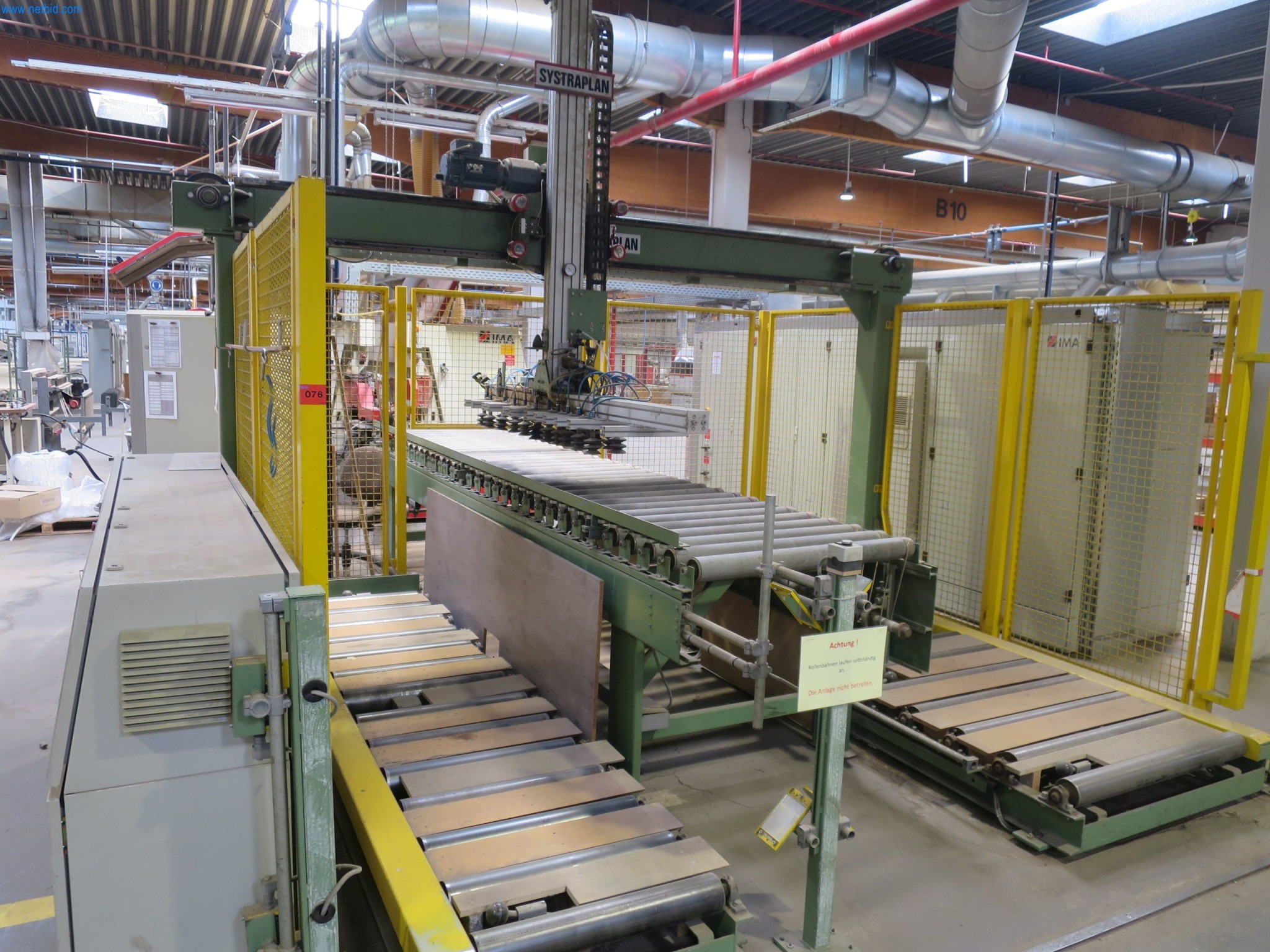 Maszyny do obróbki drewna do produkcji mebli kuchennych-1