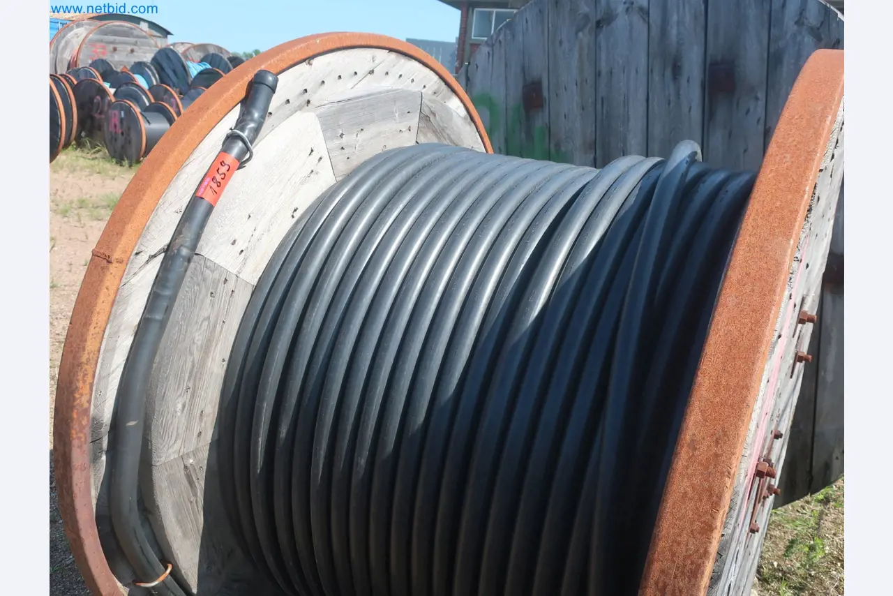 Závody na výrobu a skladování produktů z minerálních olejů, jakož i vstupů a hotových výrobků pro výrobu maziv.-1