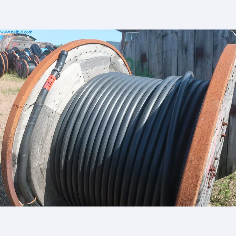 Závody na výrobu a skladování produktů z minerálních olejů, jakož i vstupů a hotových výrobků pro výrobu maziv.-1