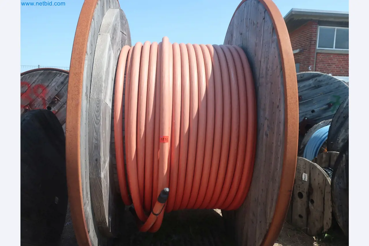 Závody na výrobu a skladování produktů z minerálních olejů, jakož i vstupů a hotových výrobků pro výrobu maziv.-2