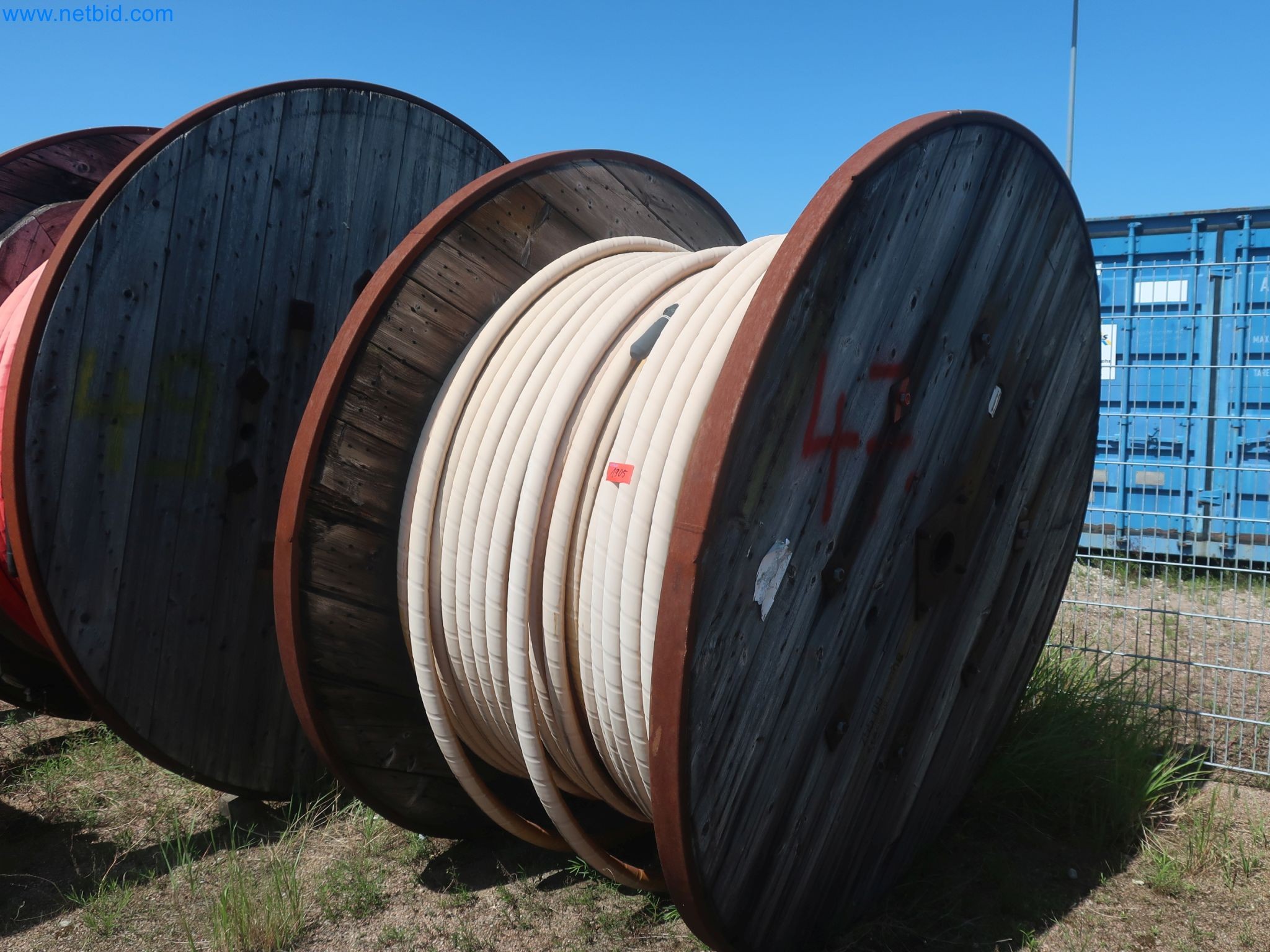 Závody na výrobu a skladování produktů z minerálních olejů, jakož i vstupů a hotových výrobků pro výrobu maziv.-3