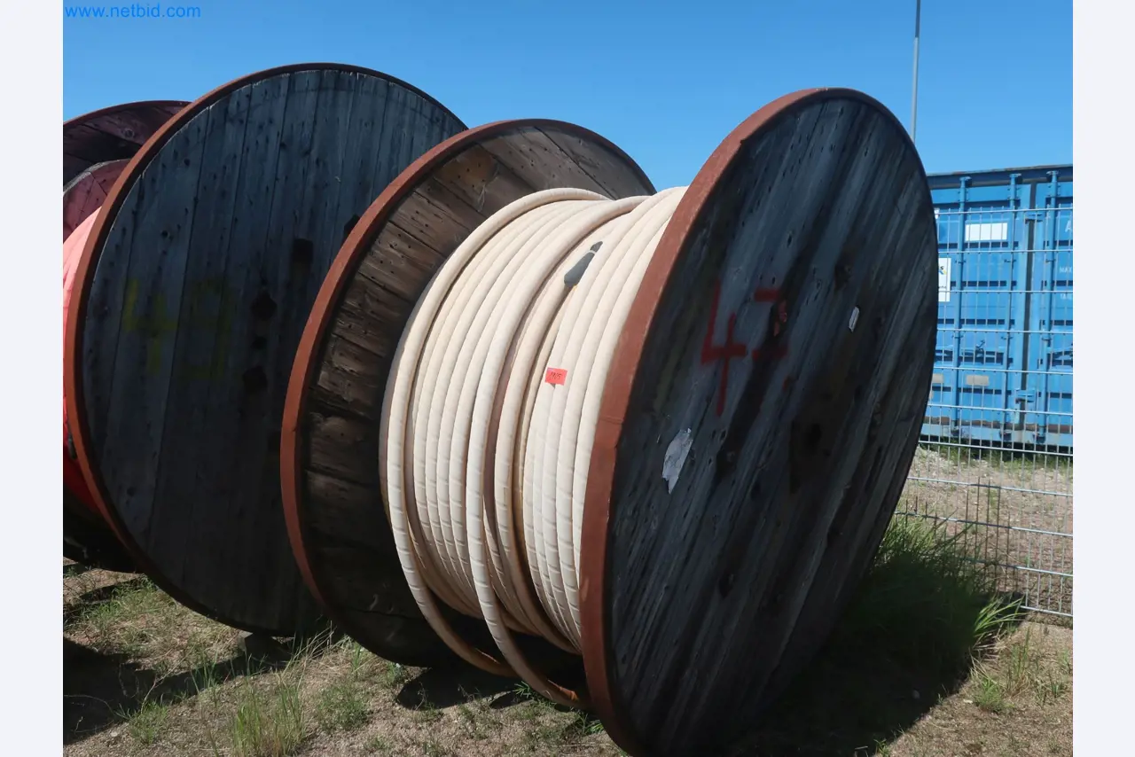 Závody na výrobu a skladování produktů z minerálních olejů, jakož i vstupů a hotových výrobků pro výrobu maziv.-3