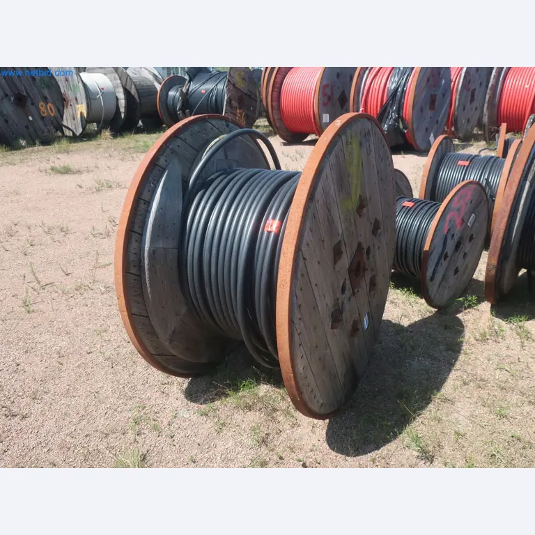 Závody na výrobu a skladování produktů z minerálních olejů, jakož i vstupů a hotových výrobků pro výrobu maziv.-7