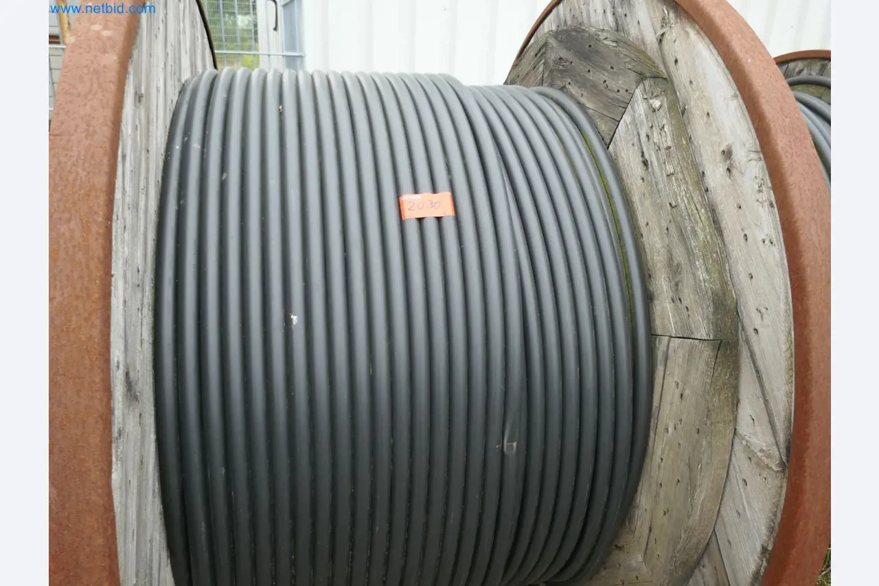 Závody na výrobu a skladování produktů z minerálních olejů, jakož i vstupů a hotových výrobků pro výrobu maziv.-2