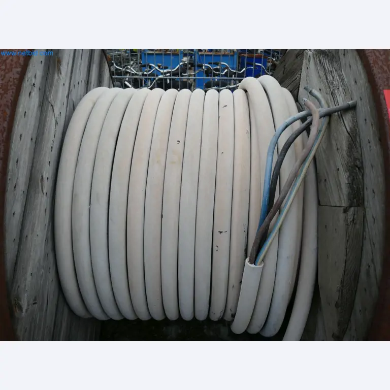 Závody na výrobu a skladování produktů z minerálních olejů, jakož i vstupů a hotových výrobků pro výrobu maziv.-4