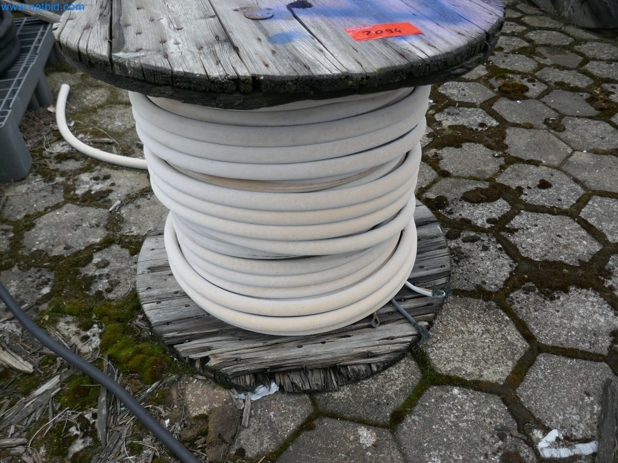 Závody na výrobu a skladování produktů z minerálních olejů, jakož i vstupů a hotových výrobků pro výrobu maziv.-5