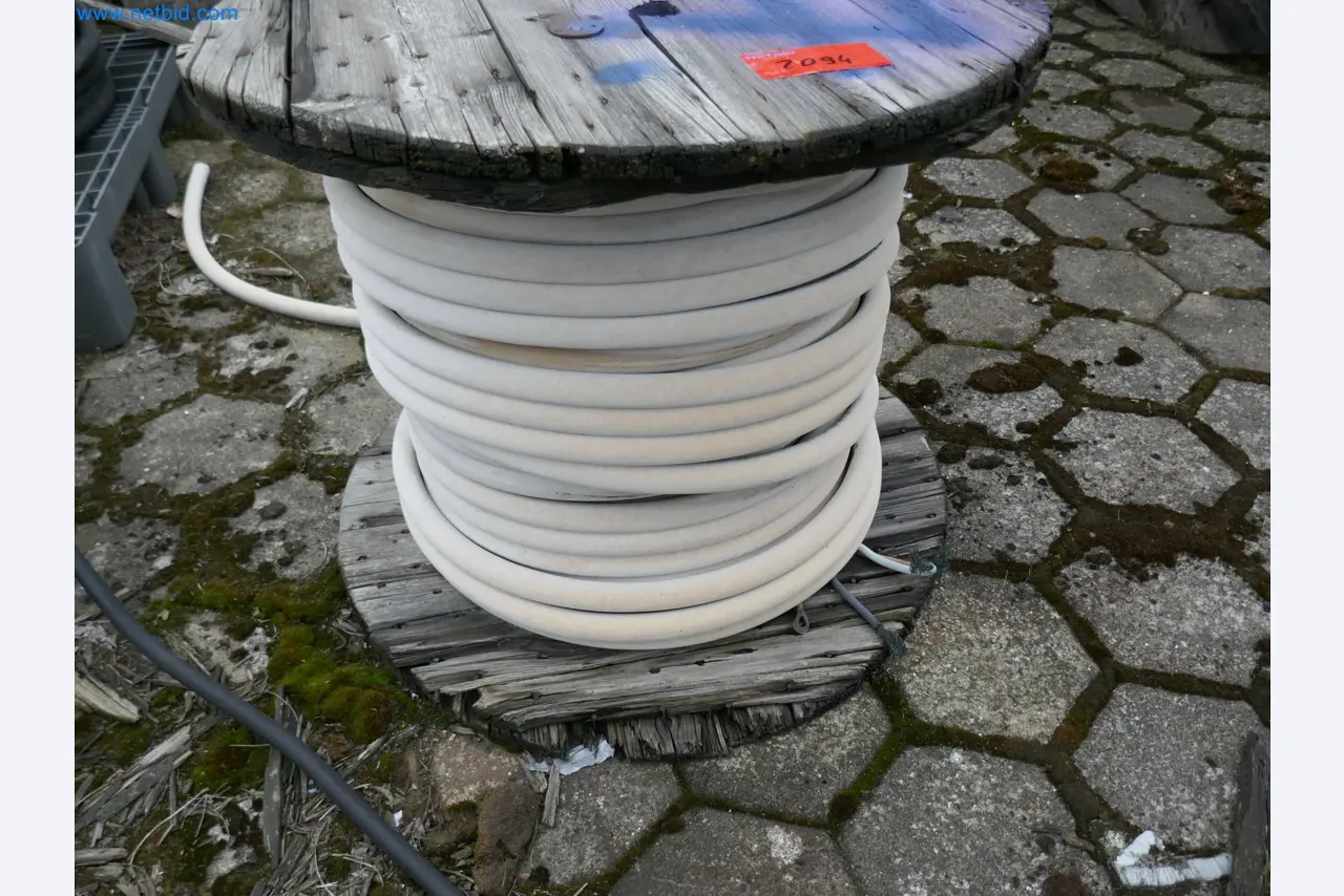 Závody na výrobu a skladování produktů z minerálních olejů, jakož i vstupů a hotových výrobků pro výrobu maziv.-5