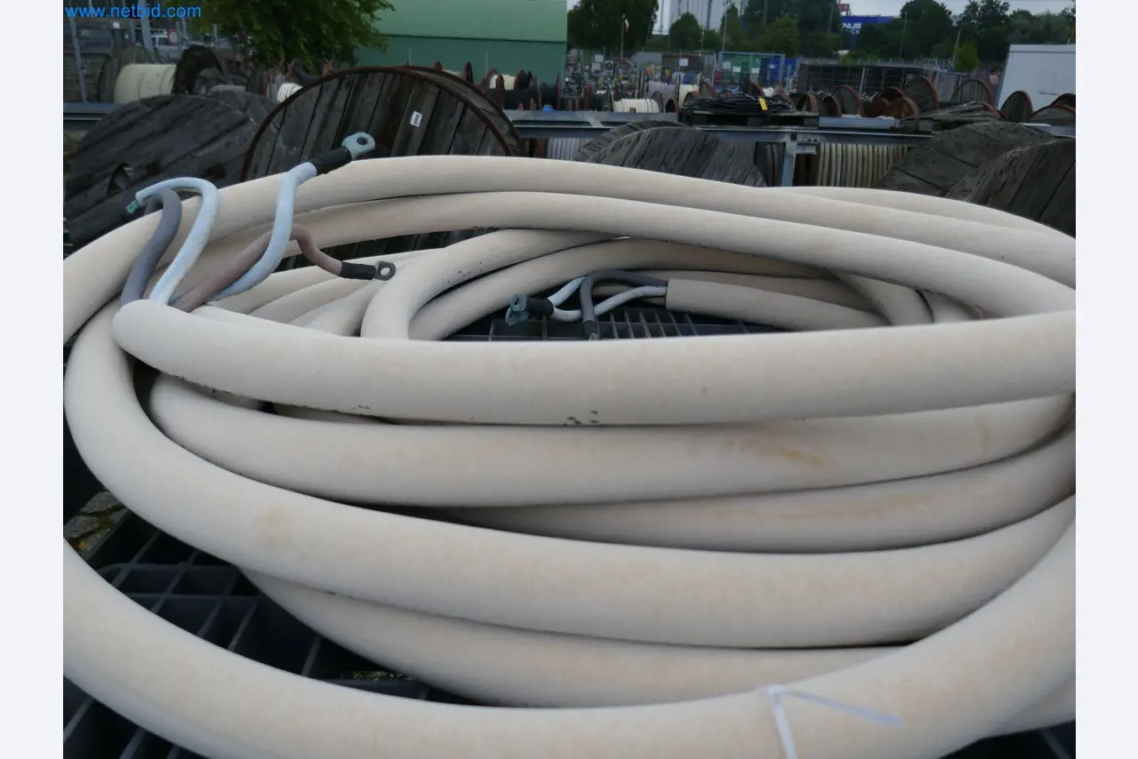 Závody na výrobu a skladování produktů z minerálních olejů, jakož i vstupů a hotových výrobků pro výrobu maziv.-6