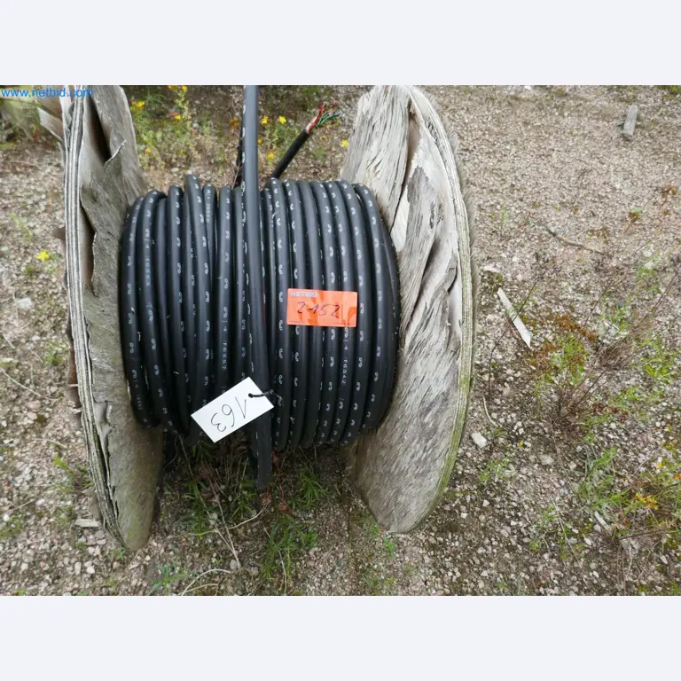 Závody na výrobu a skladování produktů z minerálních olejů, jakož i vstupů a hotových výrobků pro výrobu maziv.-7