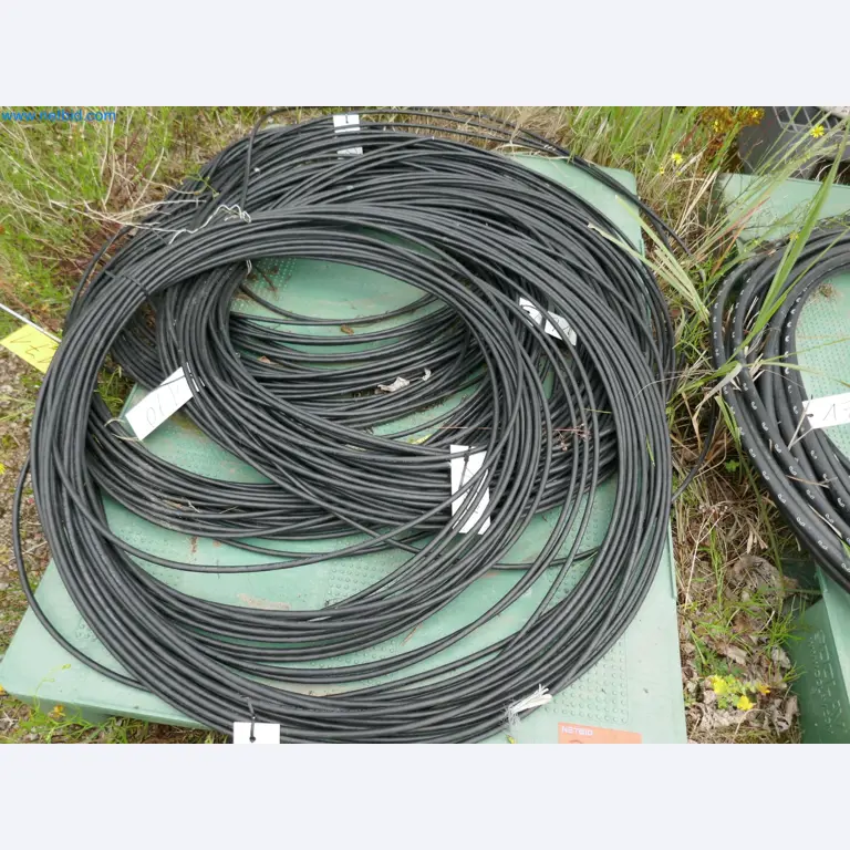 Závody na výrobu a skladování produktů z minerálních olejů, jakož i vstupů a hotových výrobků pro výrobu maziv.-8