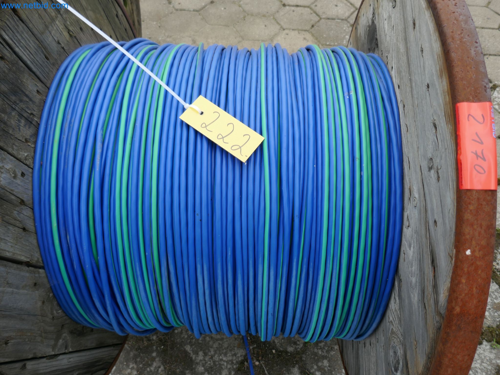 Závody na výrobu a skladování produktů z minerálních olejů, jakož i vstupů a hotových výrobků pro výrobu maziv.-1