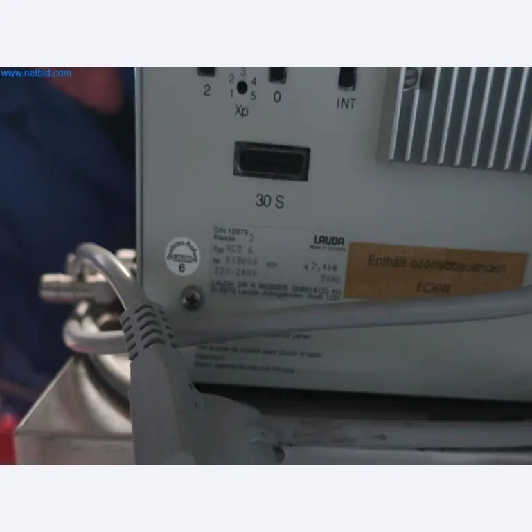 Installations pour la fabrication et le stockage de produits pétroliers ainsi que de produits d'alimentation et de produits finis pour la fabrication de lubrifiants-3