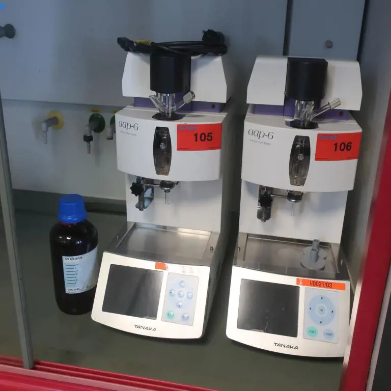 Anilinový stroj Tanaka AA-P 6 Aniline Point Tester