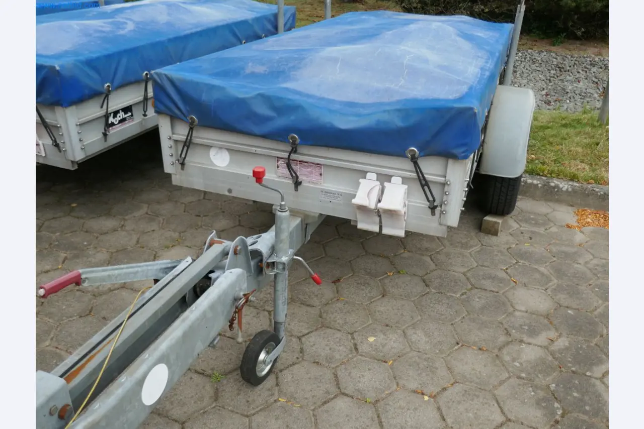 Plants for the production and storage of mineral oil products as well as input and finished products for the production of lubricants-1