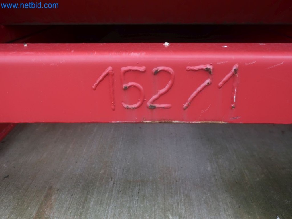 Magazine stocks, crude oil/gas/oil pumps and operating equipment of a refinery-7