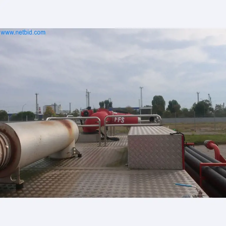 Plantas de producción y almacenamiento de productos derivados del petróleo, así como de insumos y productos acabados para la fabricación de lubricantes.-9