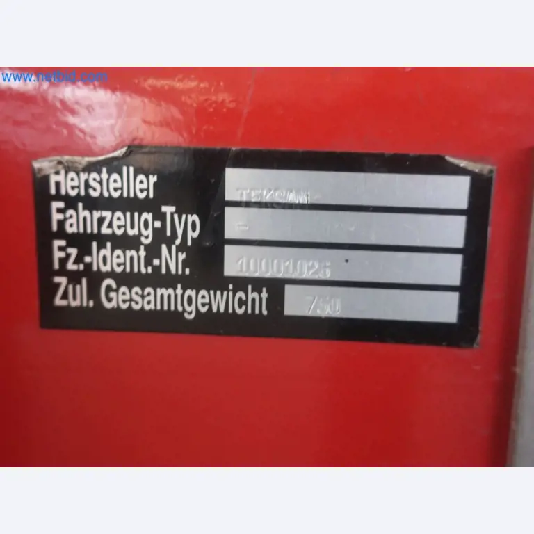 Závody na výrobu a skladování produktů z minerálních olejů, jakož i vstupů a hotových výrobků pro výrobu maziv.-6