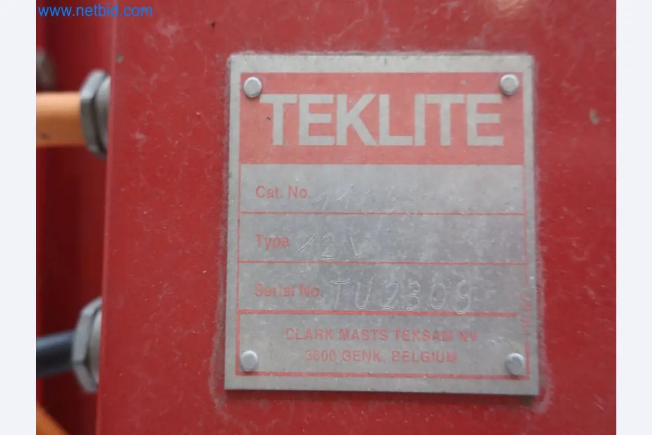 Závody na výrobu a skladování produktů z minerálních olejů, jakož i vstupů a hotových výrobků pro výrobu maziv.-8