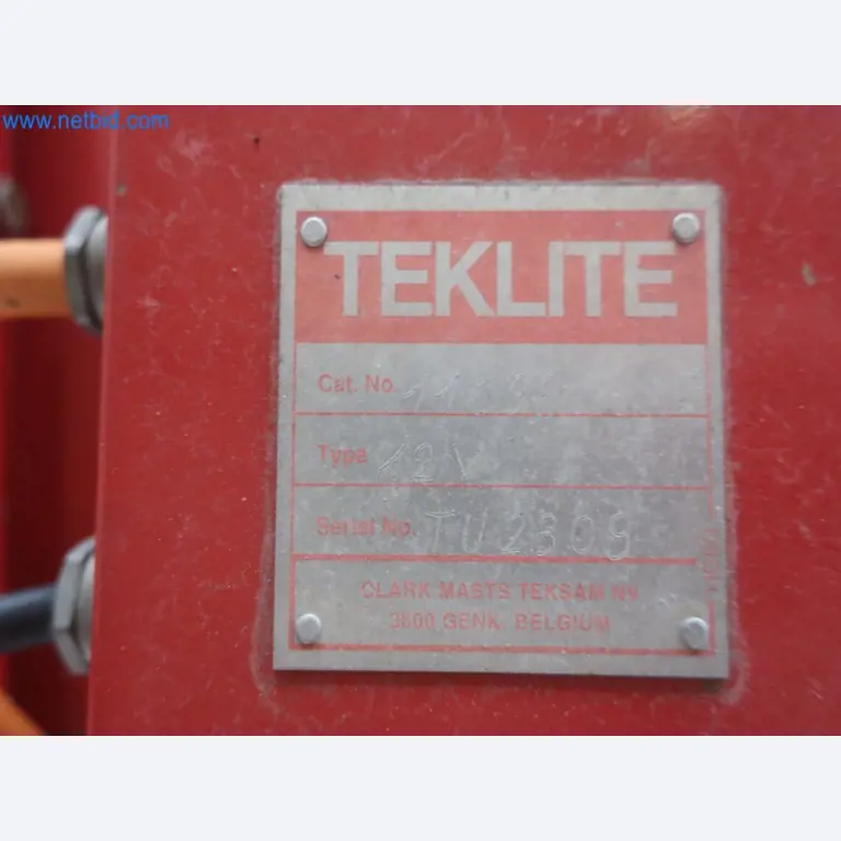 Závody na výrobu a skladování produktů z minerálních olejů, jakož i vstupů a hotových výrobků pro výrobu maziv.-8